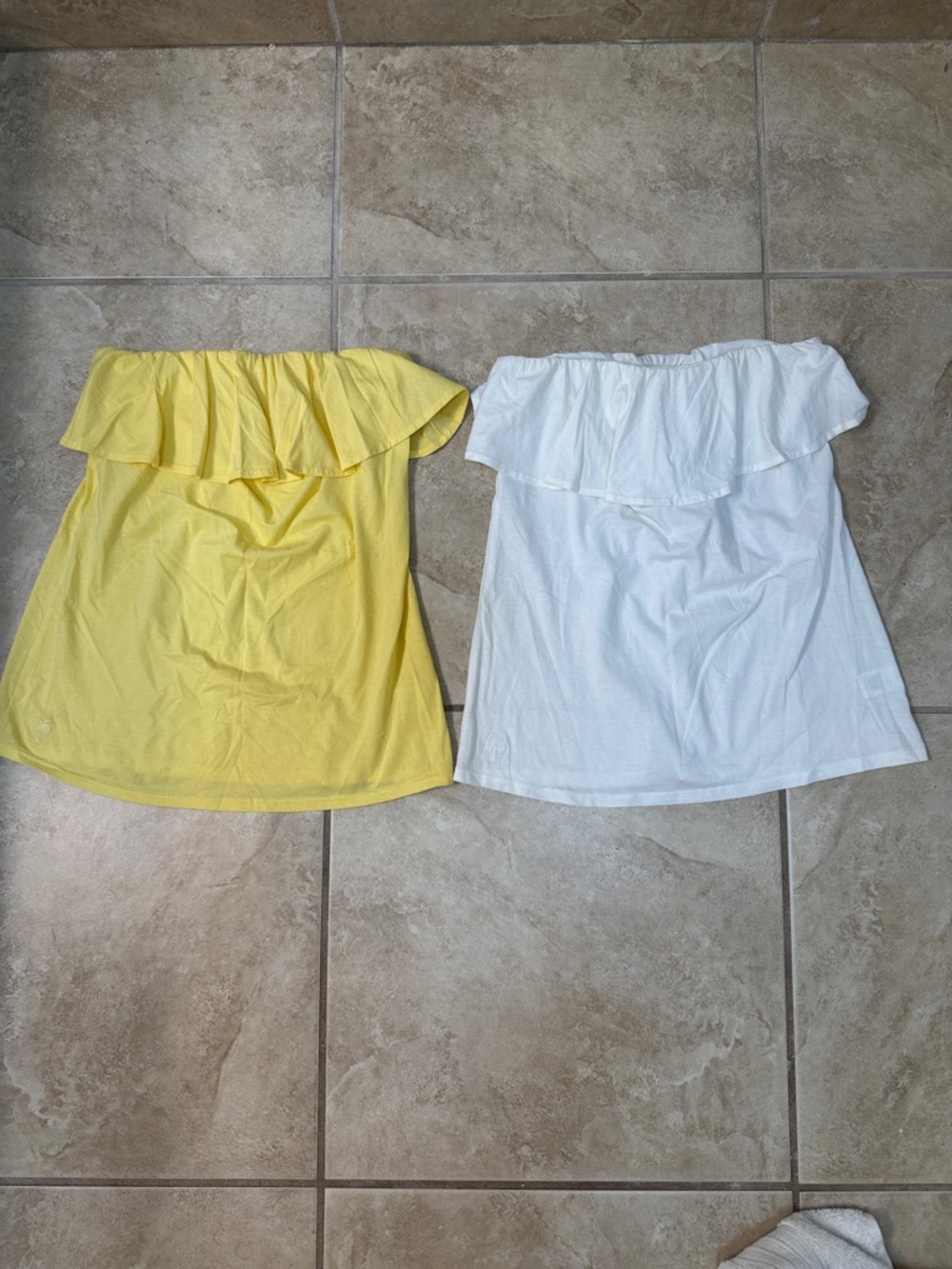 2 Lilly Pulitzer Off-Shoulder Ruffle Tube Tops - Yellow & White sz.m